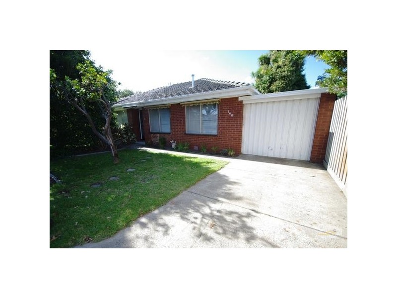 2/140 Charman Road, Mentone VIC 3194