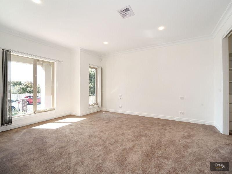 6B Riddle Street, Bentleigh VIC 3204