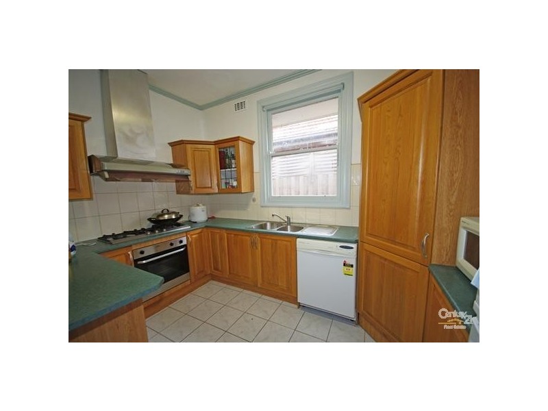 4 Landles Street, Mckinnon VIC 3204