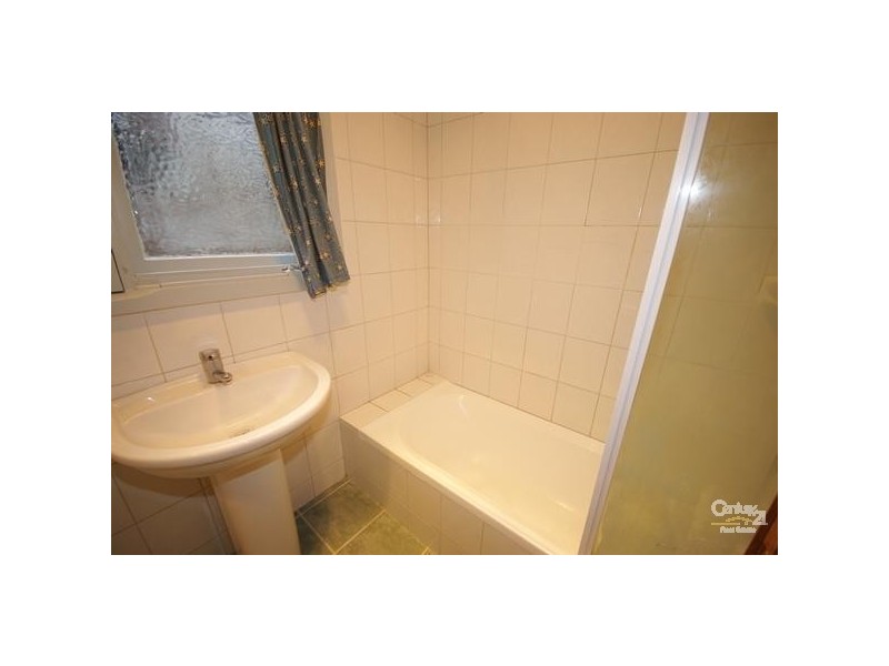 4 Landles Street, Mckinnon VIC 3204