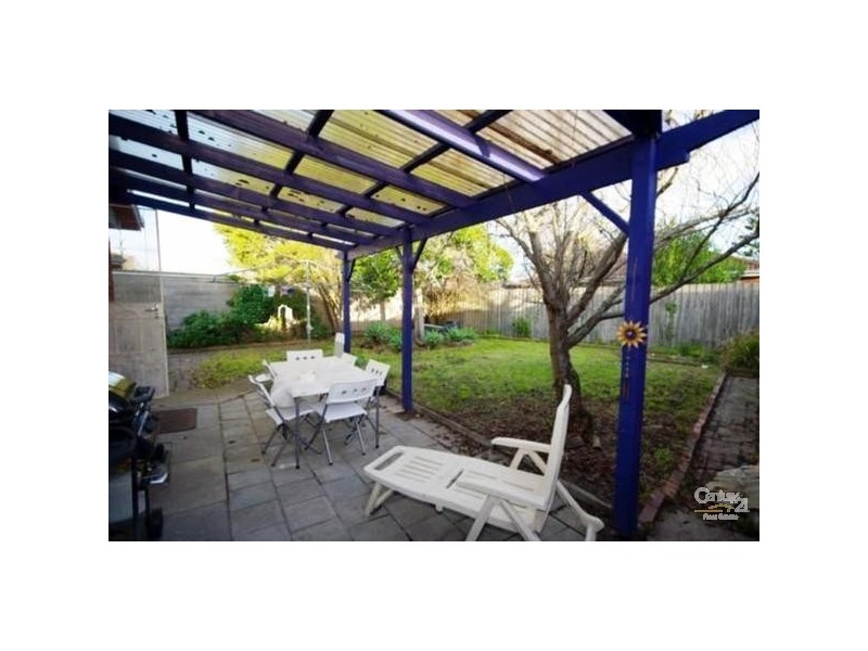 10 Willow Avenue, Cheltenham VIC 3192