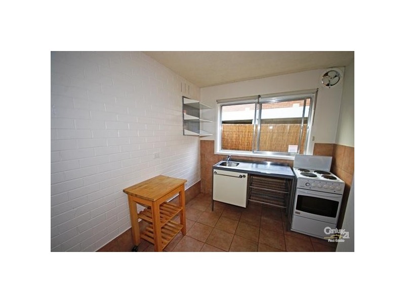 8/7 Davies Street, Mentone VIC 3194