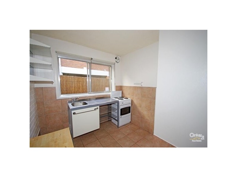 8/7 Davies Street, Mentone VIC 3194