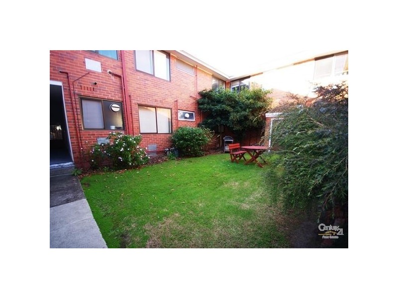 4/11 Brentwood Street, Bentleigh VIC 3204