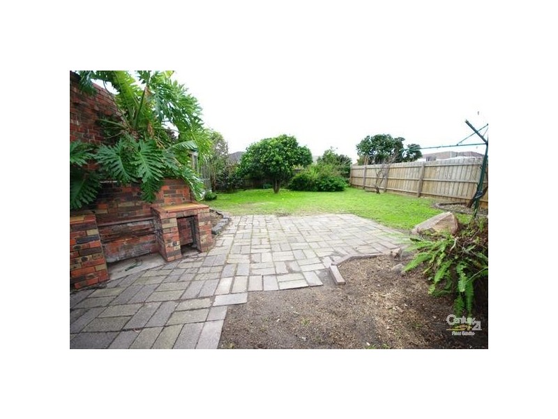 55 Lahona Avenue, Bentleigh East VIC 3165