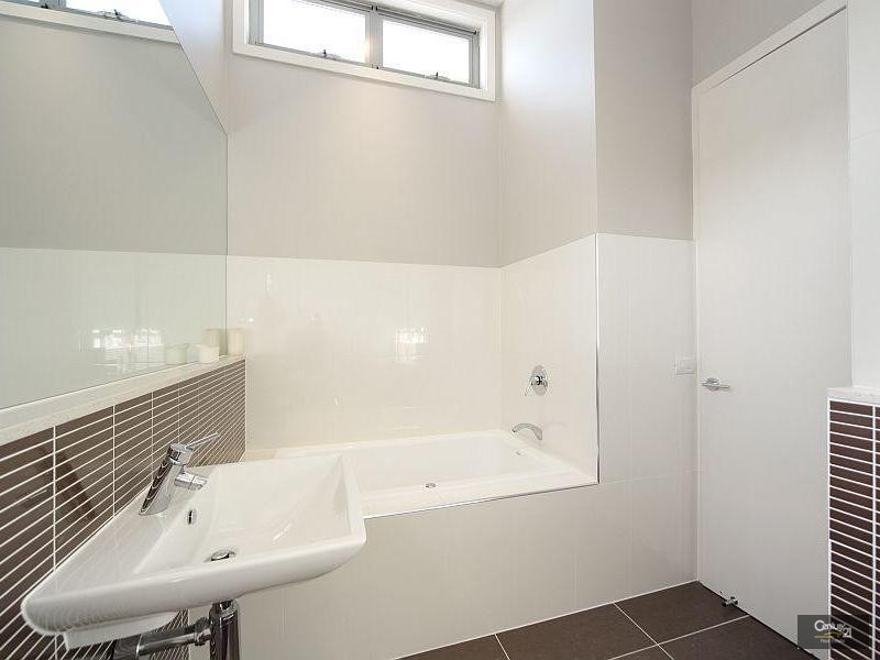 3 Jackson Lane, Bentleigh East VIC 3165