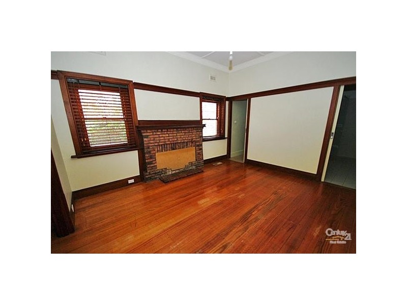 35 Cairnes Grove, Bentleigh VIC 3204
