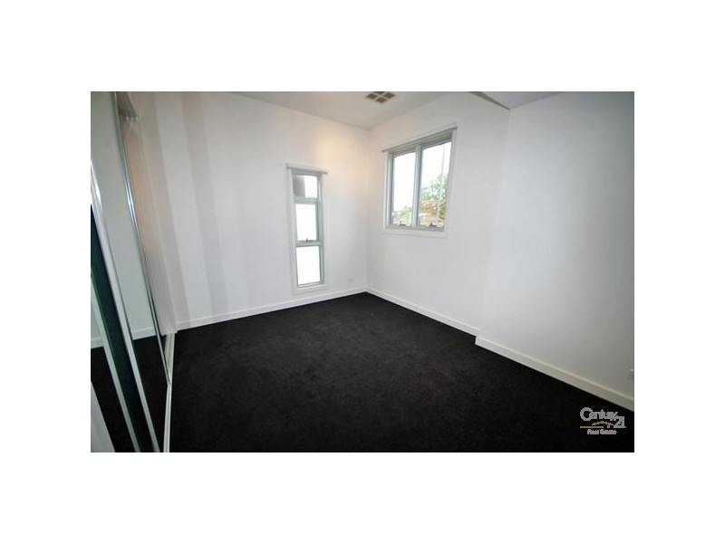 2 Quinns Road, Bentleigh East VIC 3165