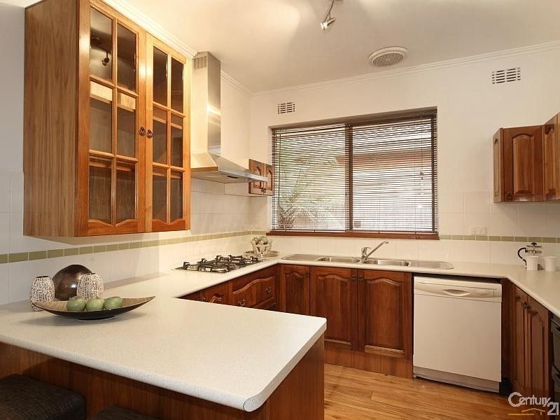 1/2 Riddle Street, Bentleigh VIC 3204