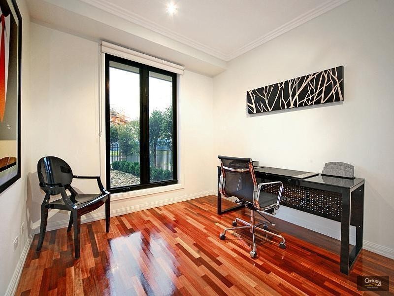 20 Brosa Avenue, Bentleigh East VIC 3165