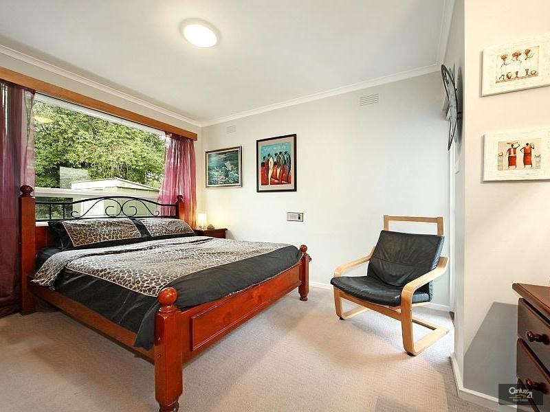 8 Taylor Street, Brighton East VIC 3187