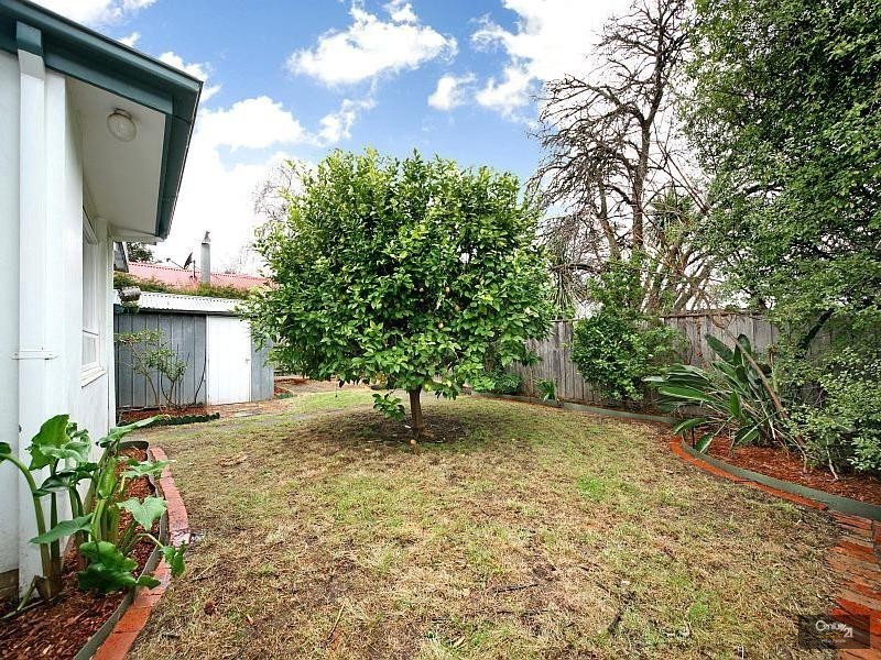 8 Taylor Street, Brighton East VIC 3187