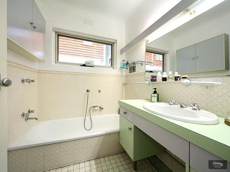 8 Taylor Street, Brighton East VIC 3187