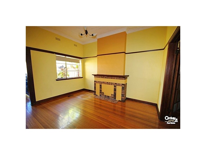 104 McKinnon Road, Mckinnon VIC 3204