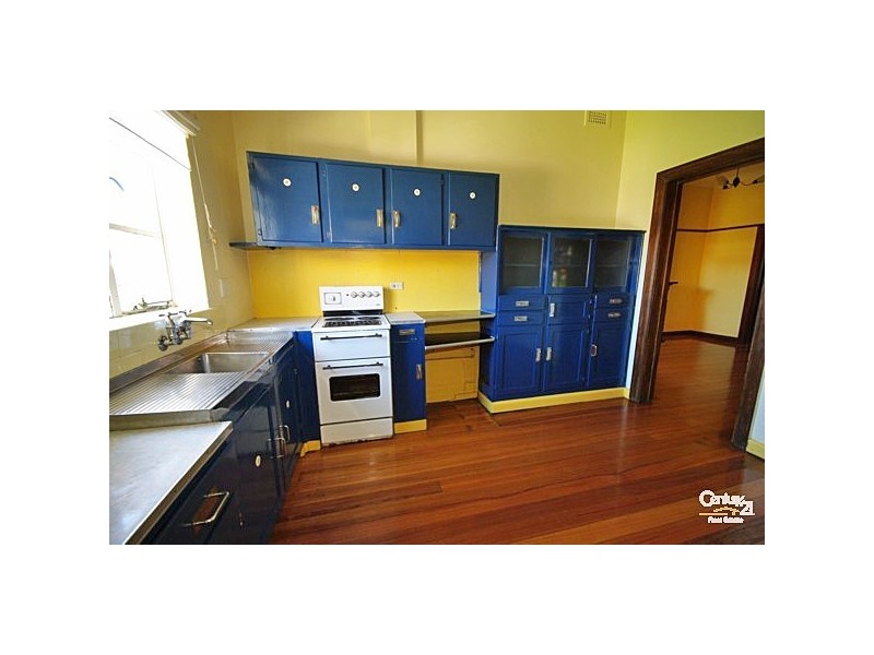 104 McKinnon Road, Mckinnon VIC 3204