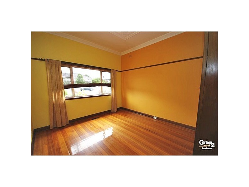 104 McKinnon Road, Mckinnon VIC 3204