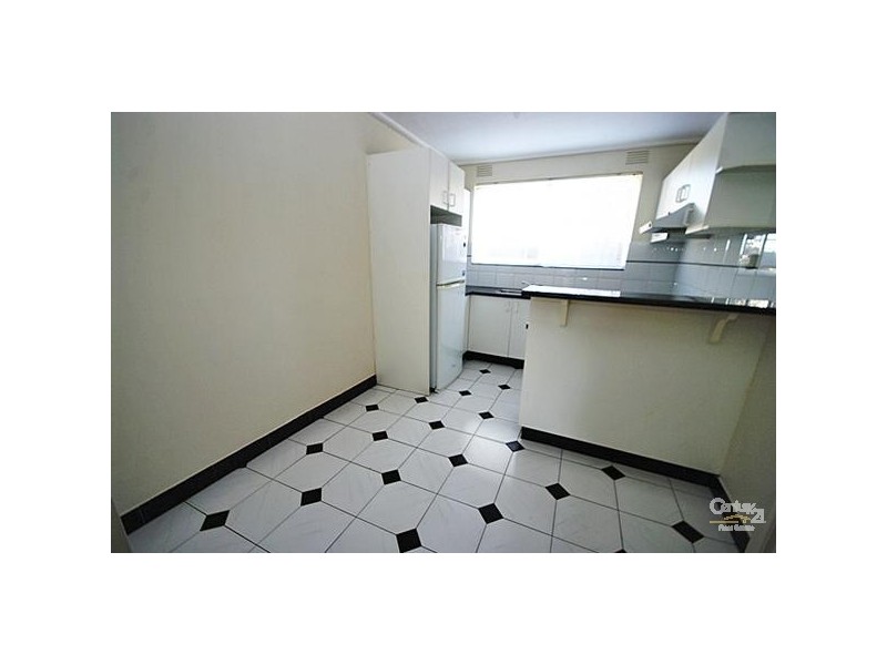 2/16 Marara Road, Caulfield South VIC 3162