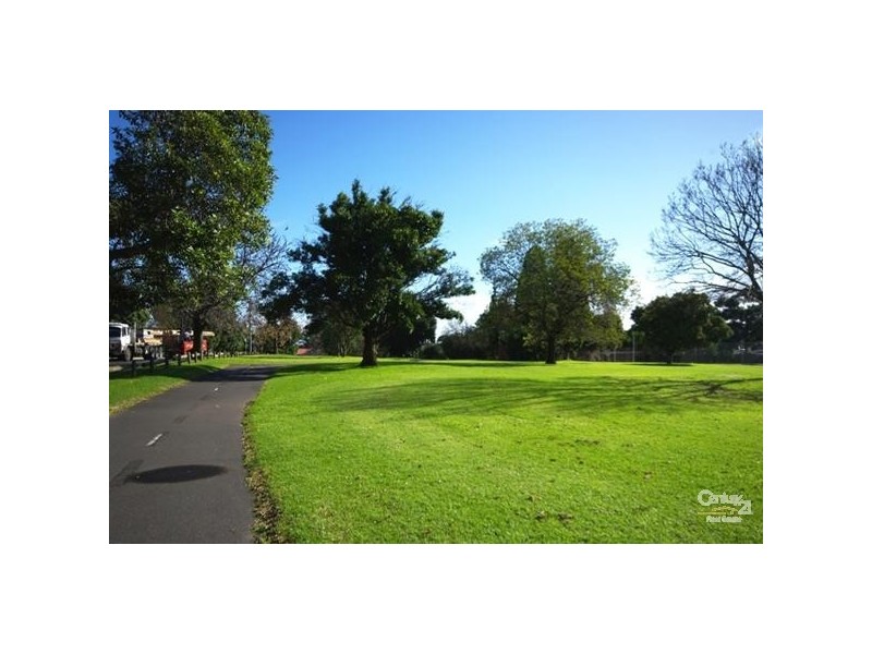 2/16 Marara Road, Caulfield South VIC 3162