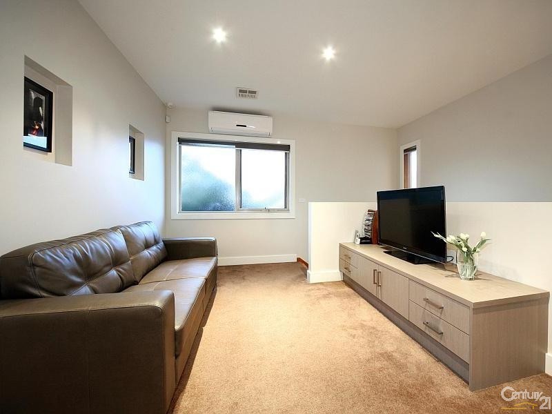 1/31 Lancaster Street, Bentleigh East VIC 3165