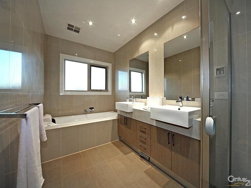 1/31 Lancaster Street, Bentleigh East VIC 3165