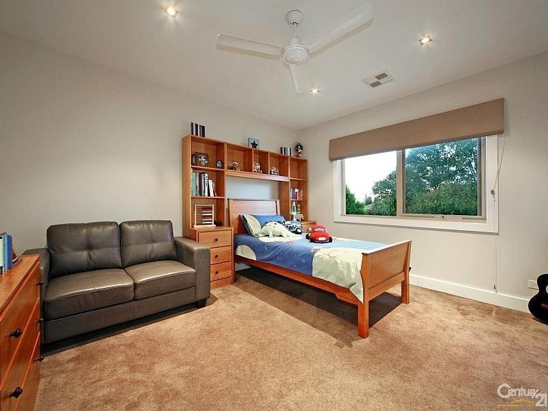 1/31 Lancaster Street, Bentleigh East VIC 3165