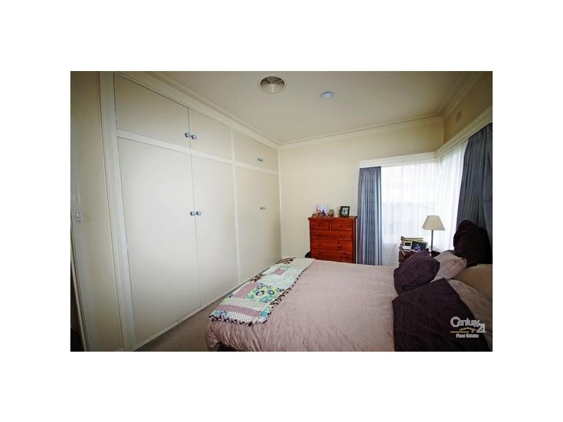 4 Julis Street, Bentleigh East VIC 3165