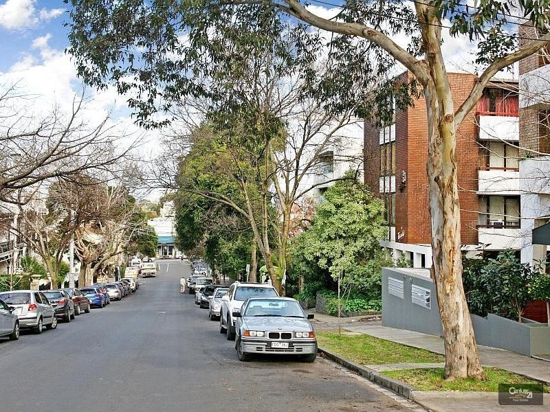 24/27 Avoca Street, South Yarra VIC 3141