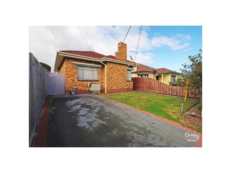 4 Landles Street, Mckinnon VIC 3204