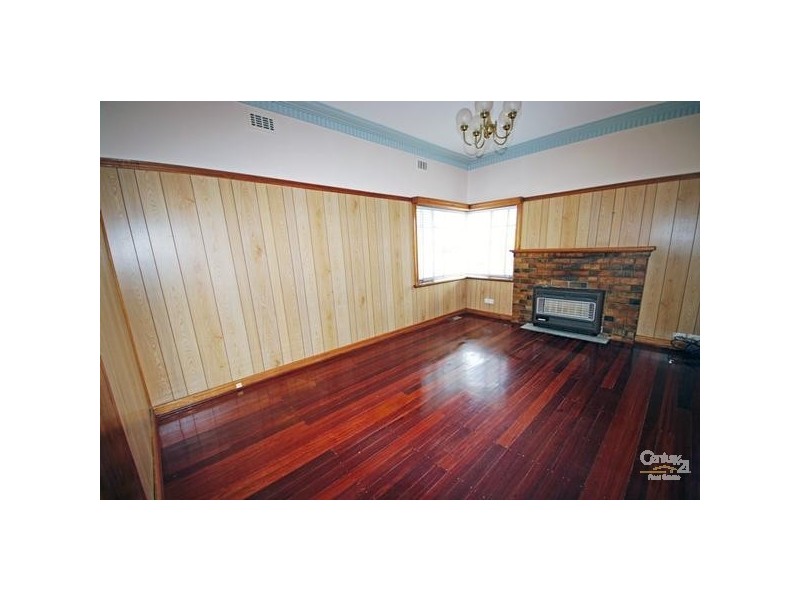 4 Landles Street, Mckinnon VIC 3204