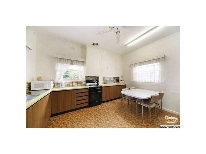 7 Blackshaw Street, Ormond VIC 3204