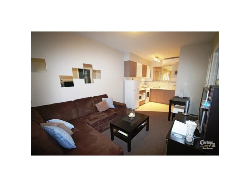 1/1 Newman Avenue, Carnegie VIC 3163