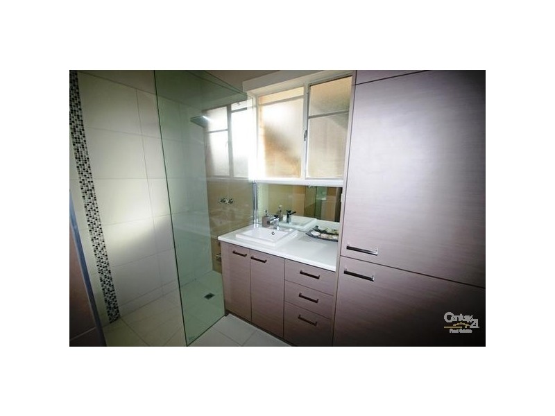 1/1 Newman Avenue, Carnegie VIC 3163