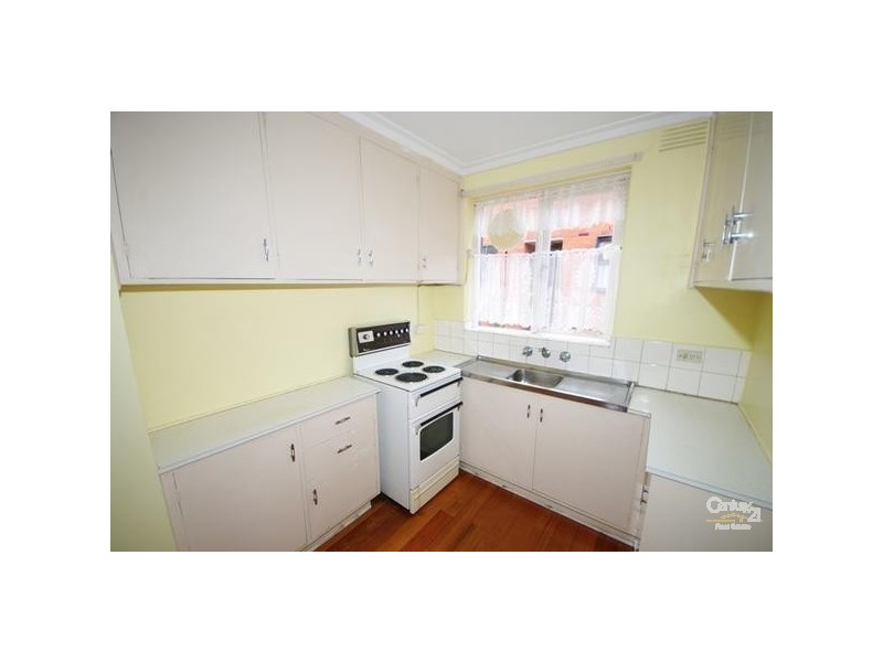 3/5 Derby Crescent, Carnegie VIC 3163