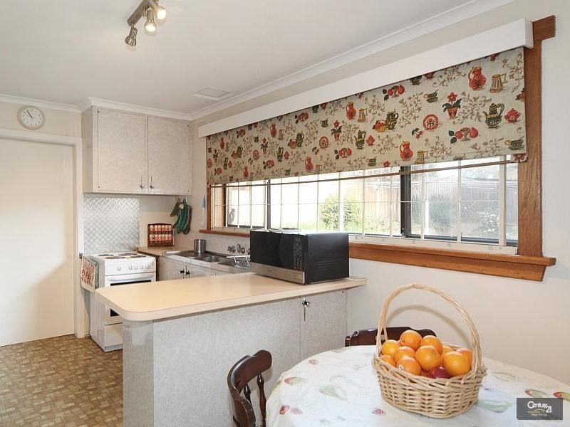 677 Warrigal Road, Bentleigh East VIC 3165