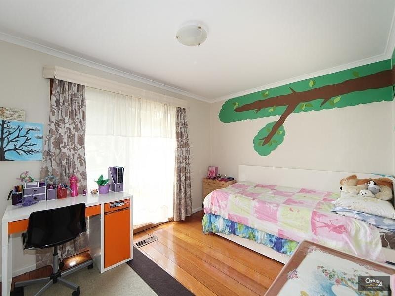 677 Warrigal Road, Bentleigh East VIC 3165