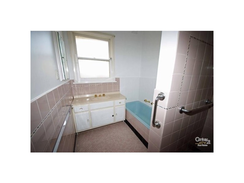 2 Lysander Street, Brighton East VIC 3187