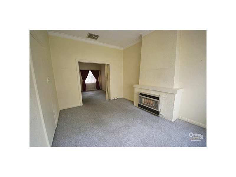 1 Glen Orme Avenue, Mckinnon VIC 3204