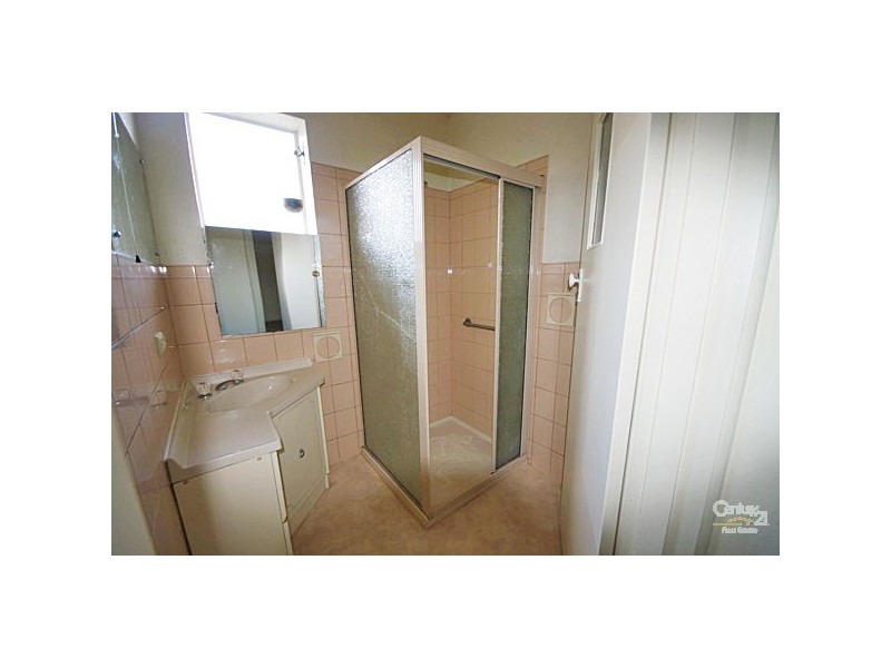 1 Glen Orme Avenue, Mckinnon VIC 3204