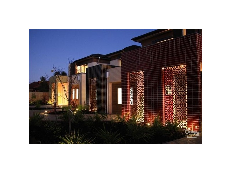 2 Quinns Road, Bentleigh East VIC 3165