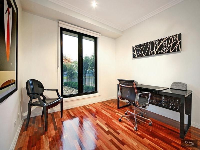 20 Brosa Avenue, Bentleigh East VIC 3165