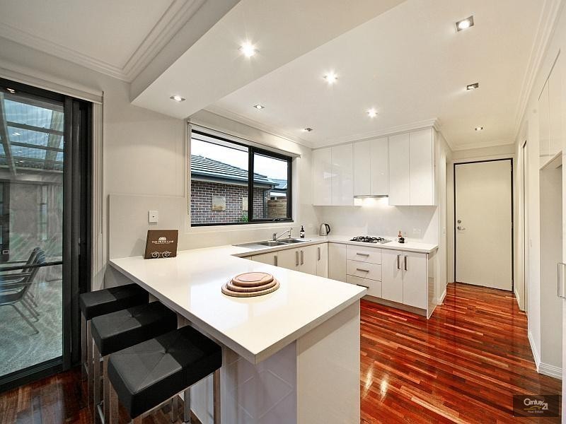 20 Brosa Avenue, Bentleigh East VIC 3165