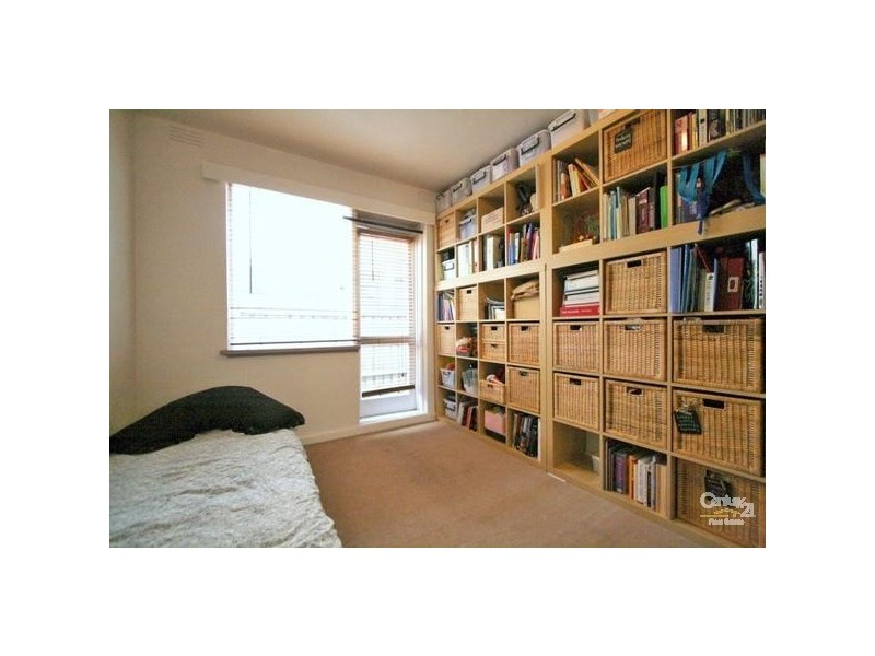 2/9 Whitmuir Road, Bentleigh VIC 3204