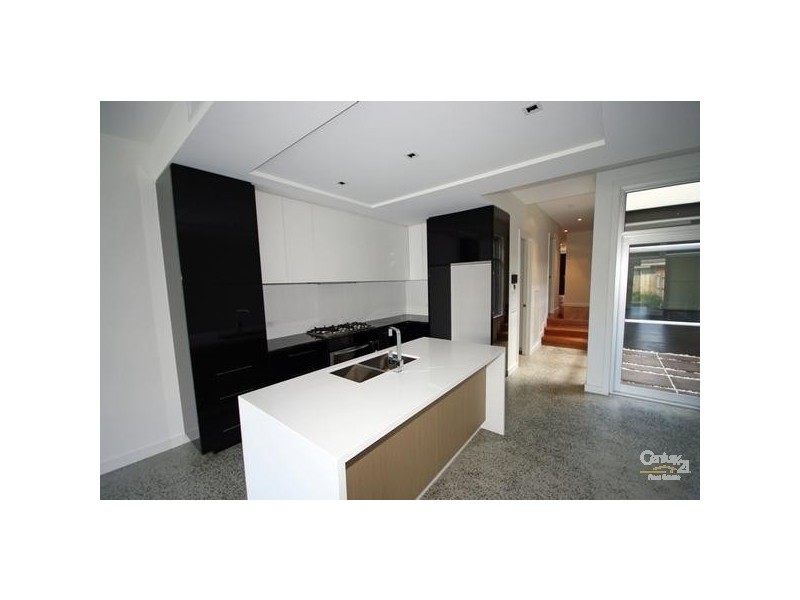 2B Quinns Road, Bentleigh East VIC 3165