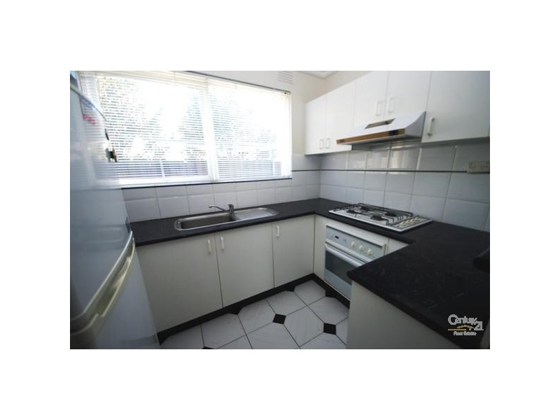 2/16 Marara Road, Caulfield South VIC 3162