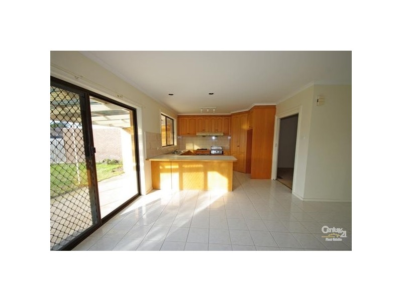 9 Gladesville Drive, Bentleigh East VIC 3165