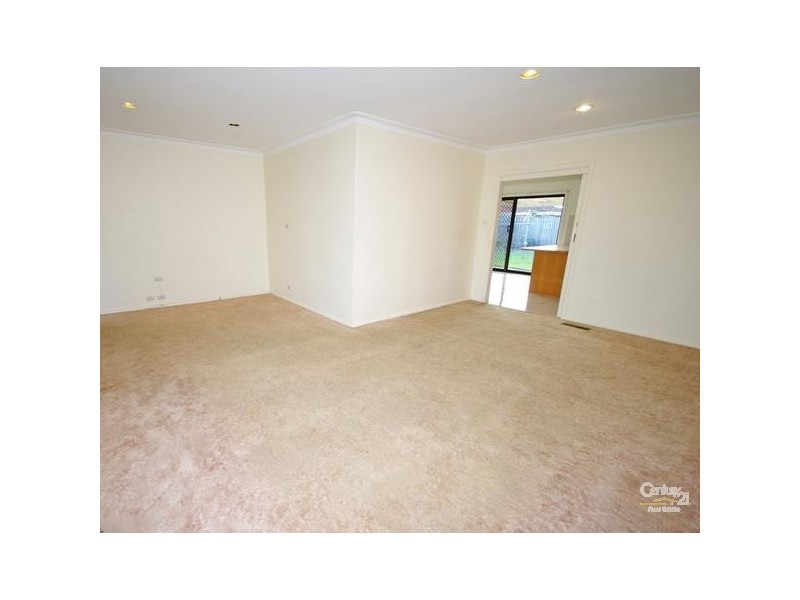 9 Gladesville Drive, Bentleigh East VIC 3165