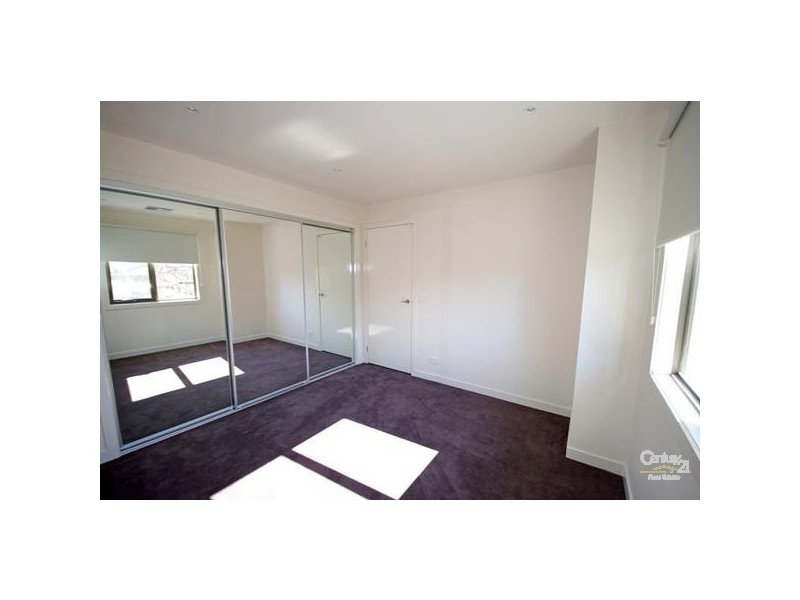 8 Brady Road, Bentleigh East VIC 3165