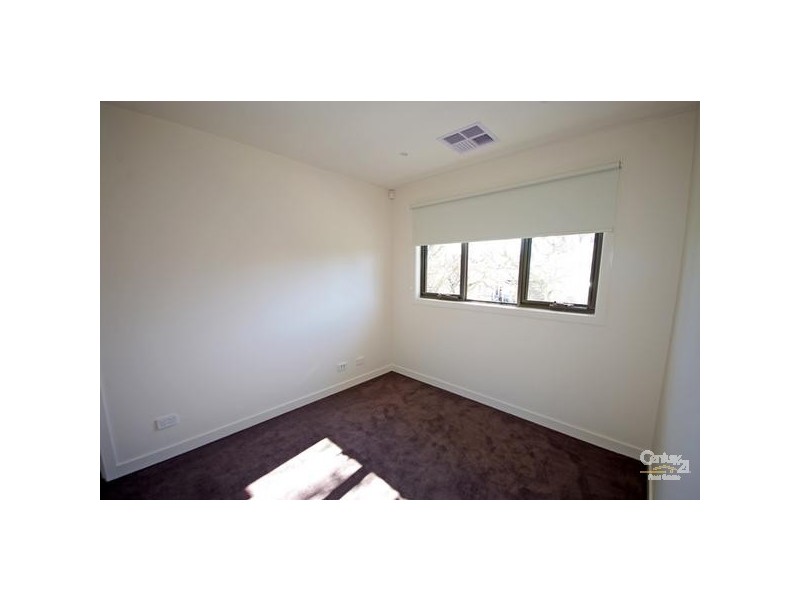 8 Brady Road, Bentleigh East VIC 3165