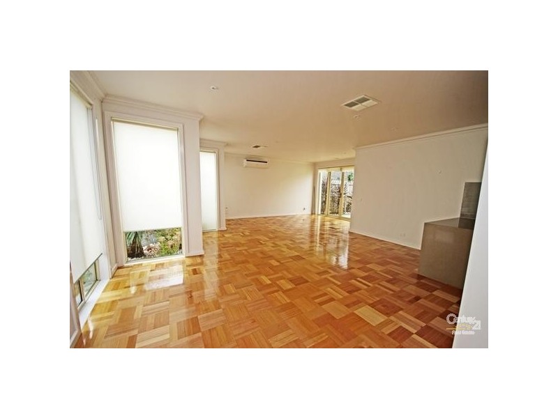 2/10 Norville Street, Bentleigh East VIC 3165