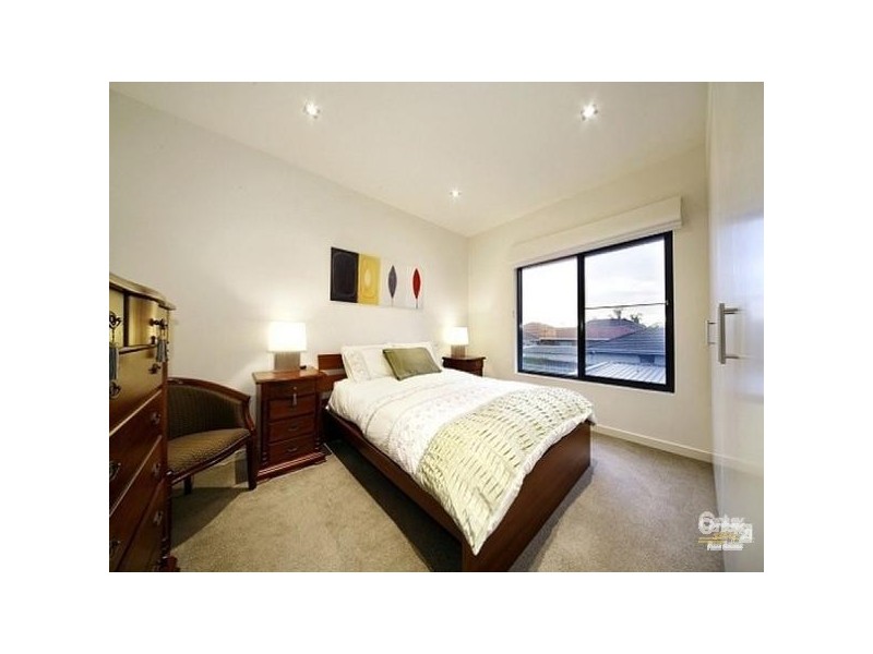 2/75A Tucker Road, Bentleigh VIC 3204